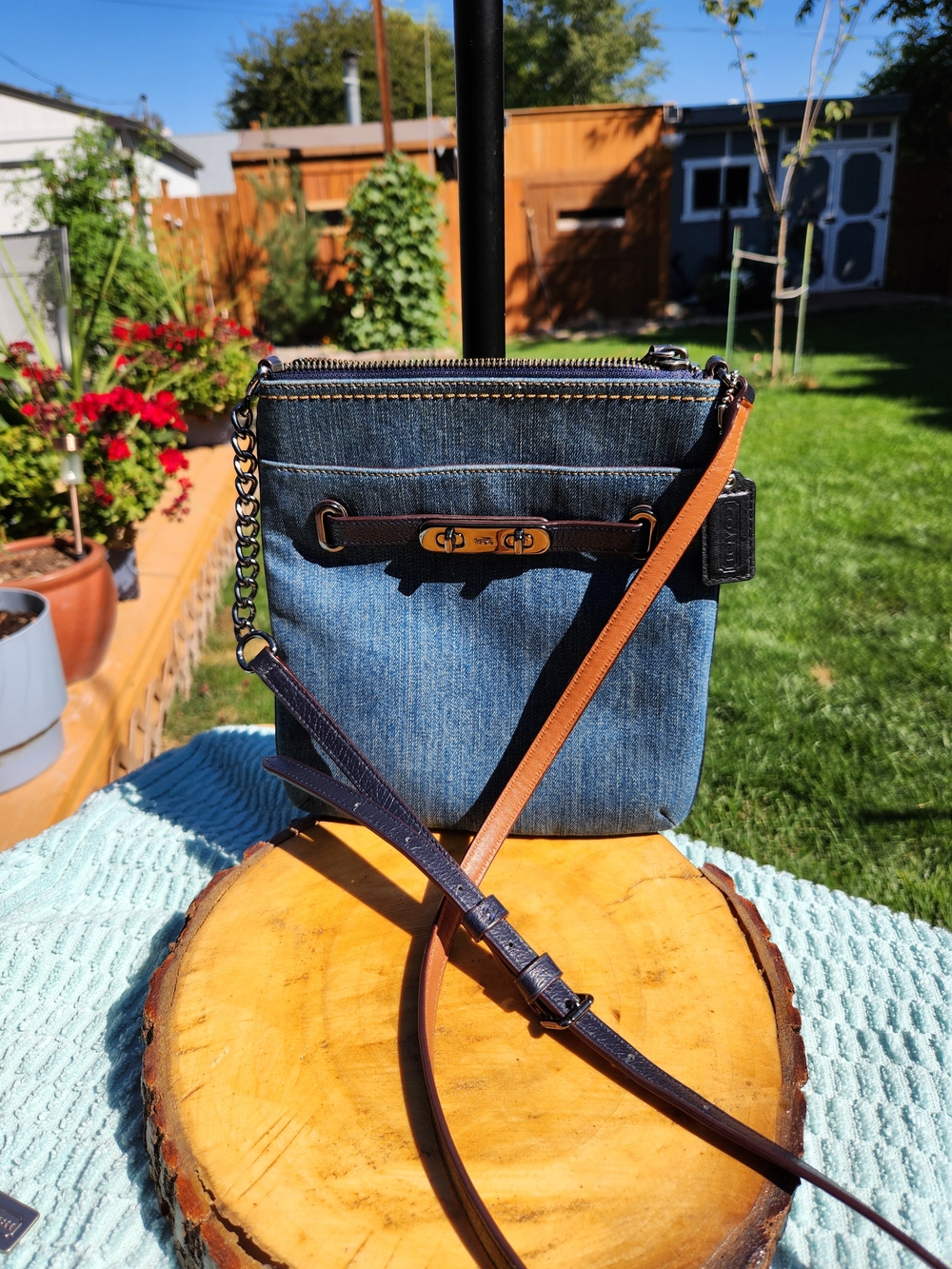 Coach Swagger Denim Swingpack Crossbody